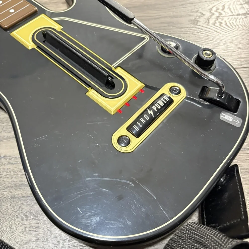 Guitar Hero Wireless Guitar Controller Activision‎ Black No Dongle Untested